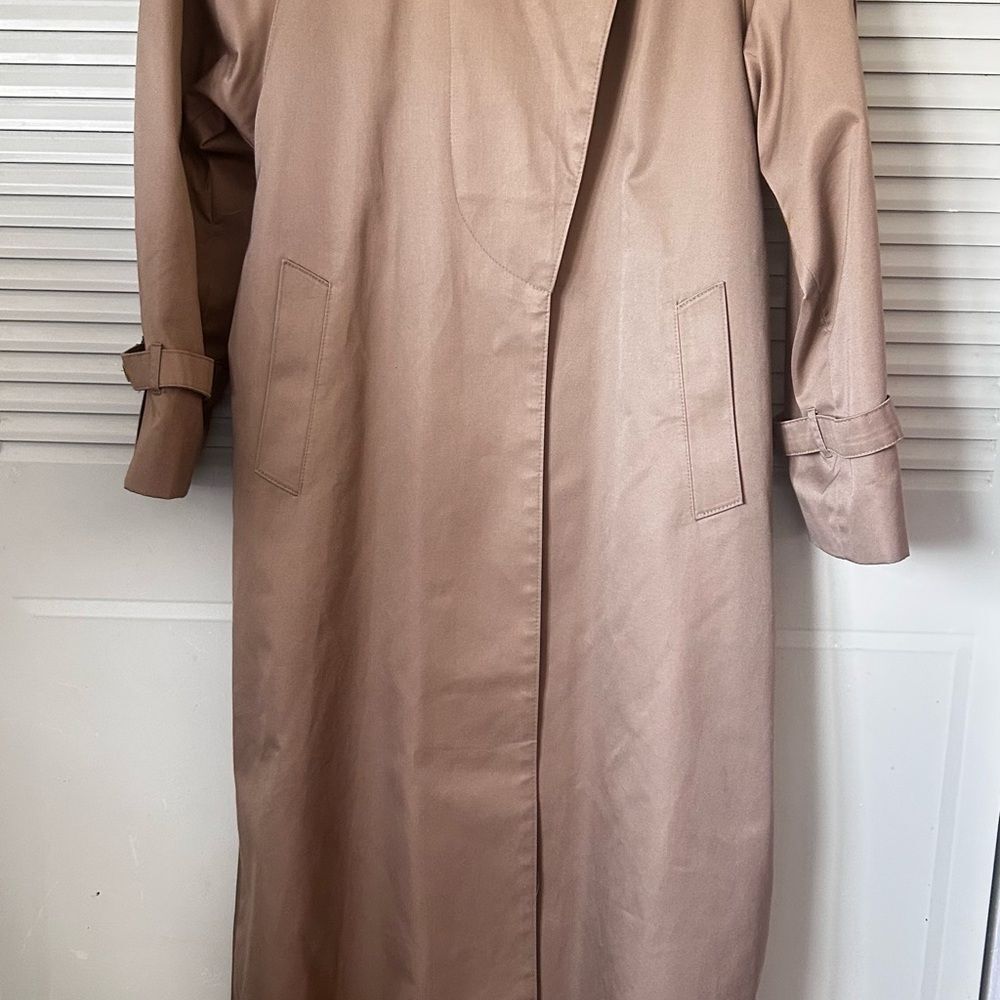 Vintage ICI Tan Trench Coat – Women’s Size 8 – Made in Poland, Classic Style - Picture 7 of 9